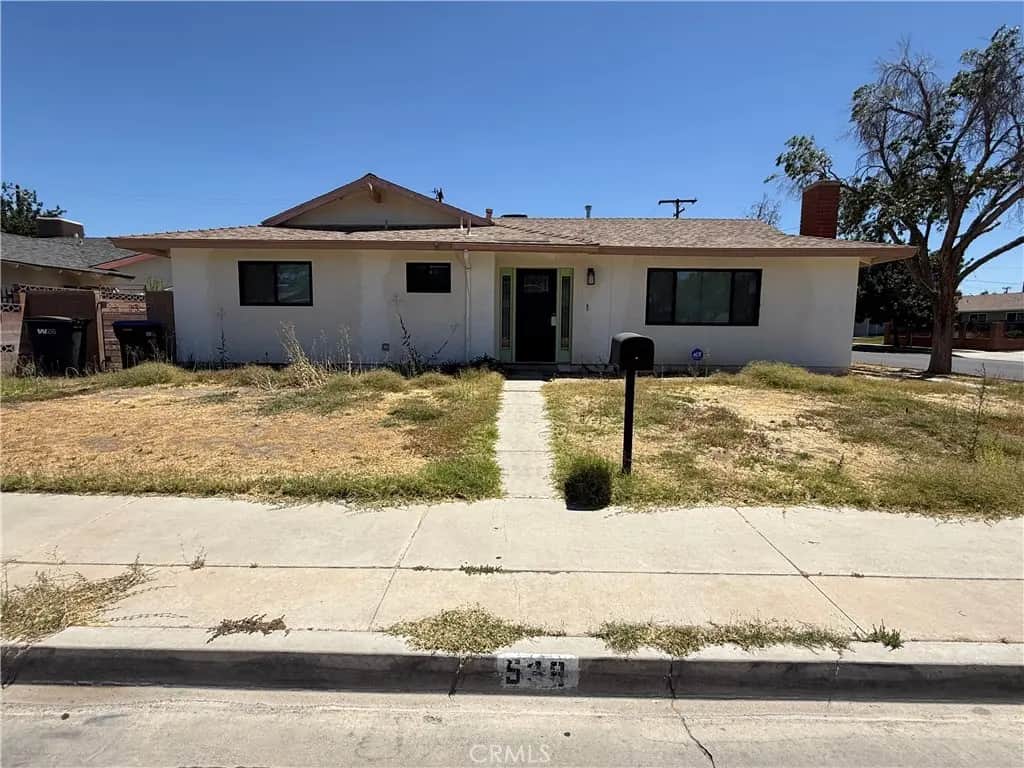 538 Heyer Street, Lancaster, CA — listing photo 1