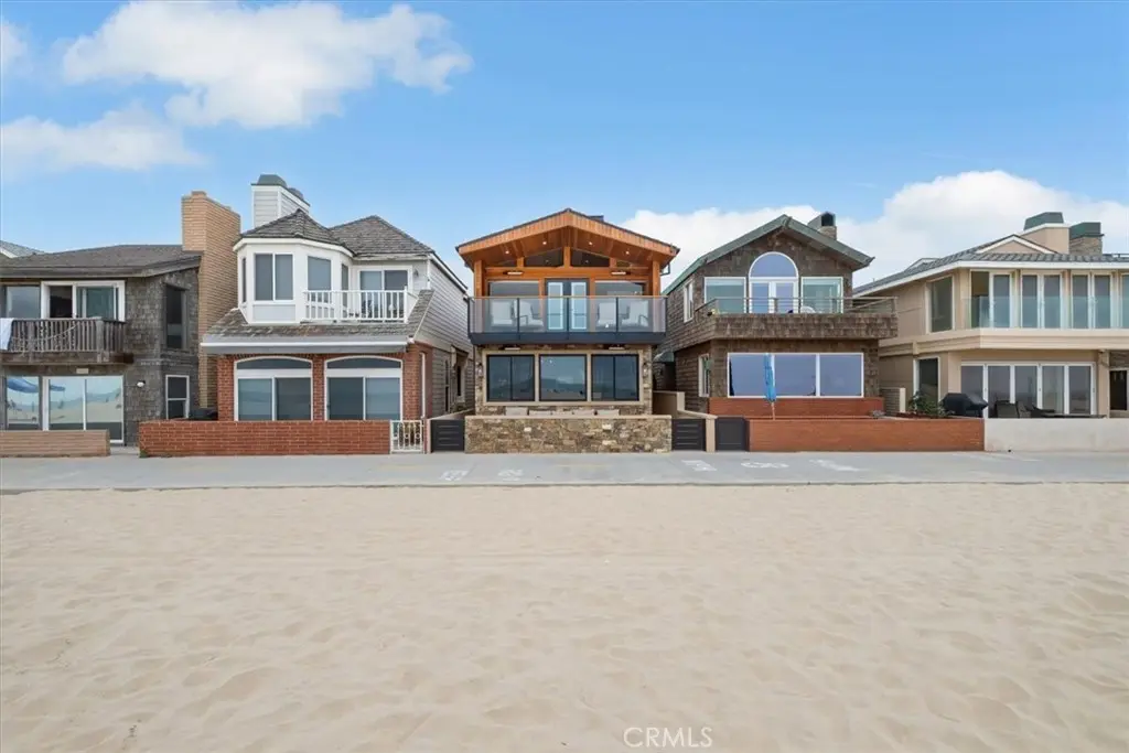 2808 W Oceanfront, Newport Beach, CA — listing photo 1