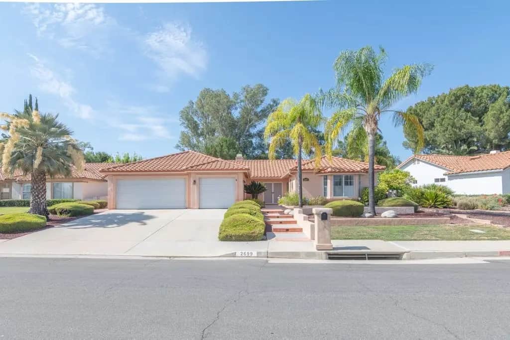 2699 Peach Tree St, Hemet, CA — listing photo 1