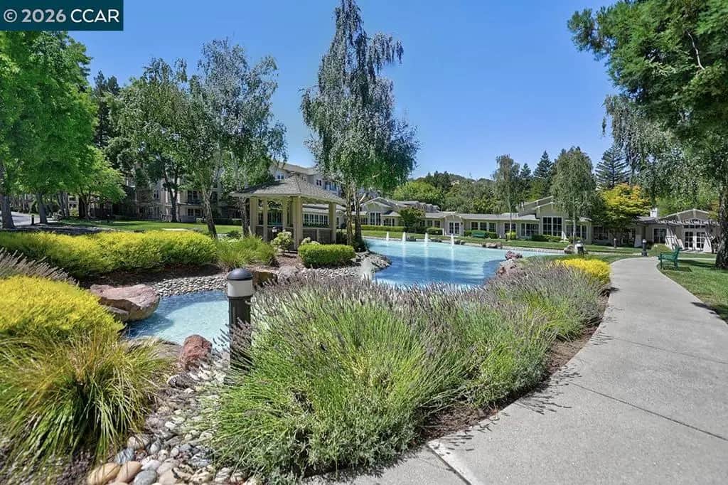 1840 Tice Creek Dr 2205, Walnut Creek, CA — listing photo 1