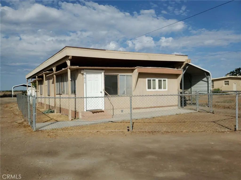 5623 Colorado River Road, Blythe, CA — listing photo 1