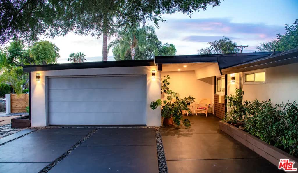 6504 Rhea Avenue, Los Angeles, CA — listing photo 1