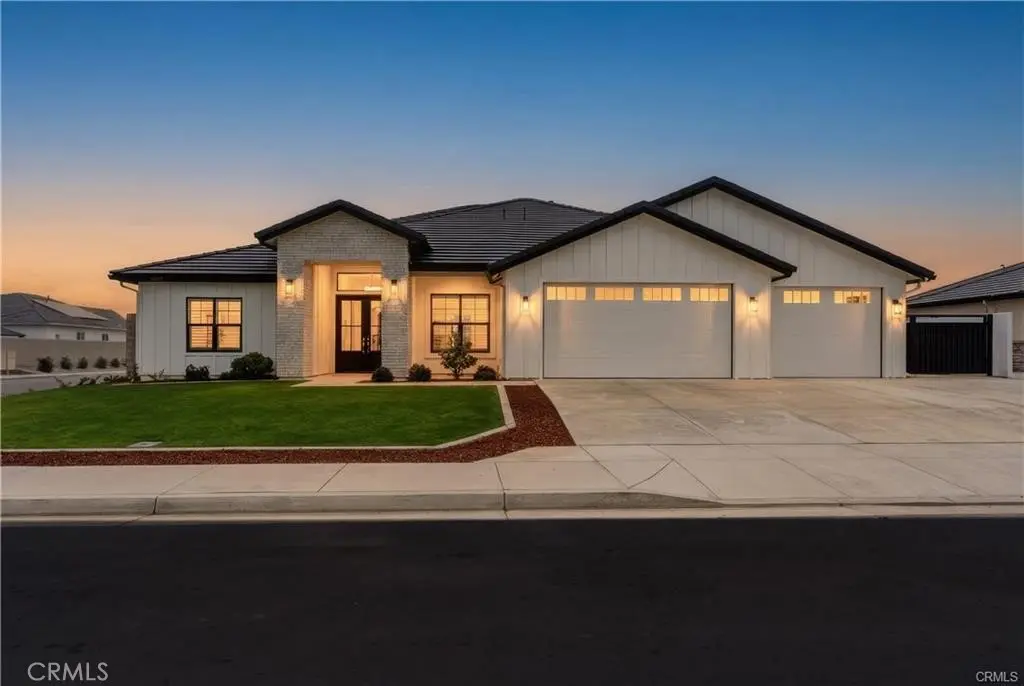 16729 Starview Court, Bakersfield, CA — listing photo 1