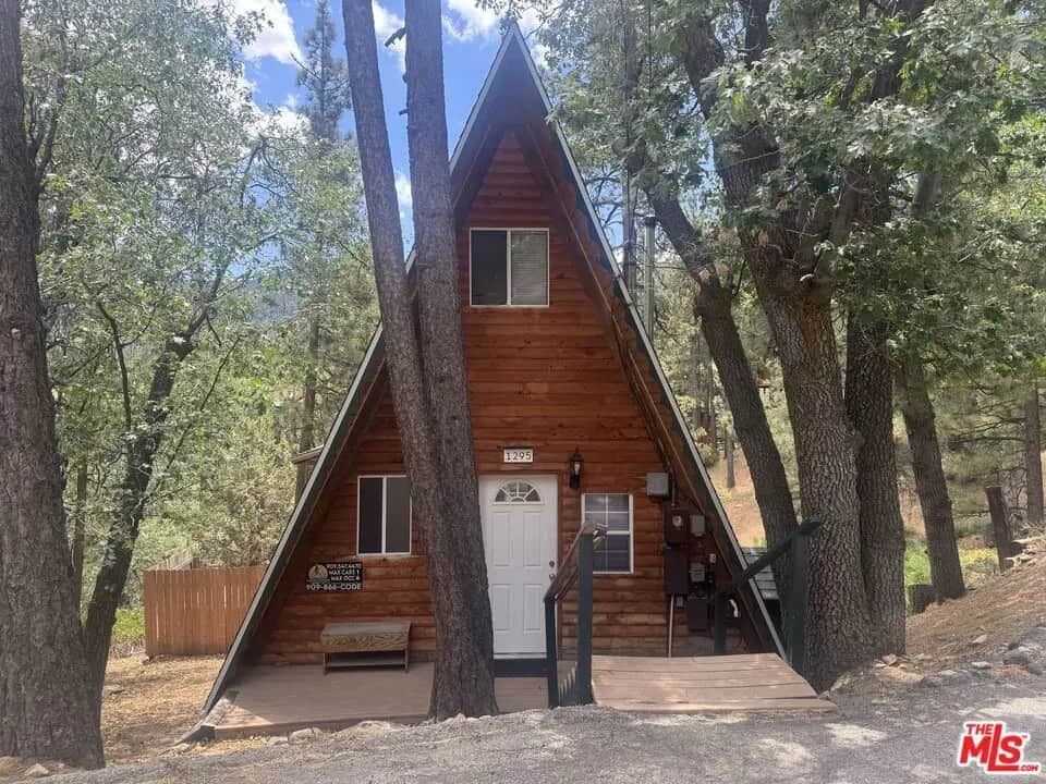 1295 Balsam Drive, Big Bear, CA — listing photo 1
