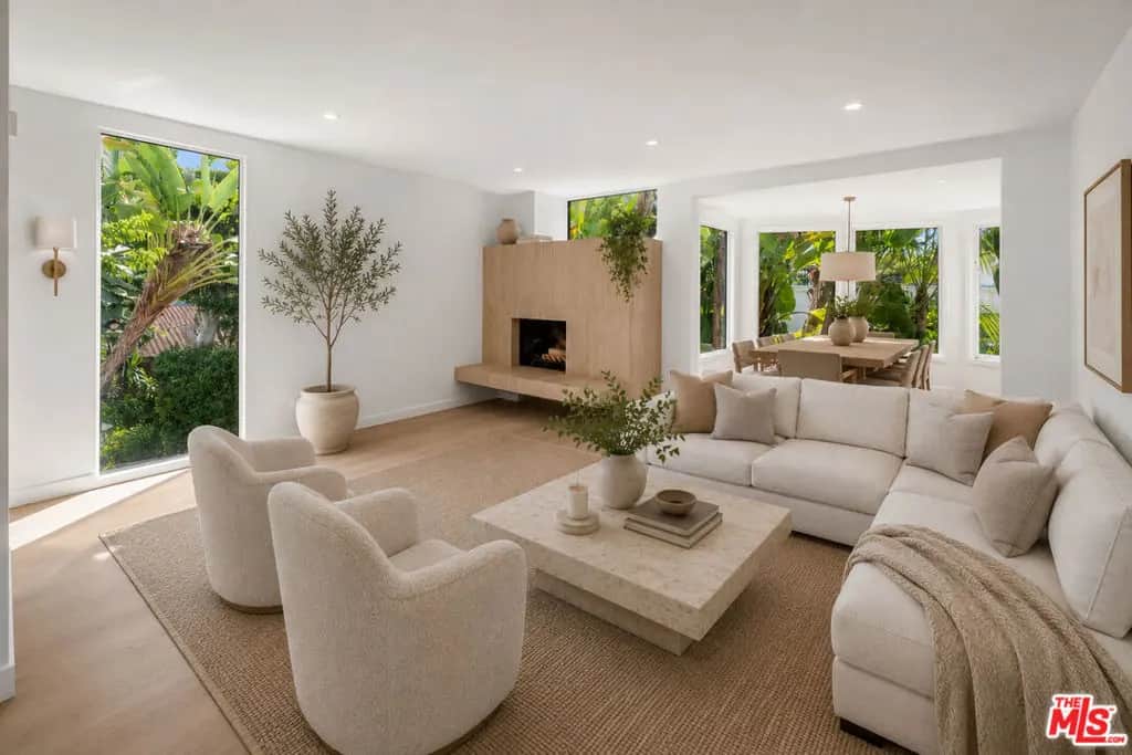 9315 Lloydcrest Drive, Beverly Hills, CA — listing photo 1