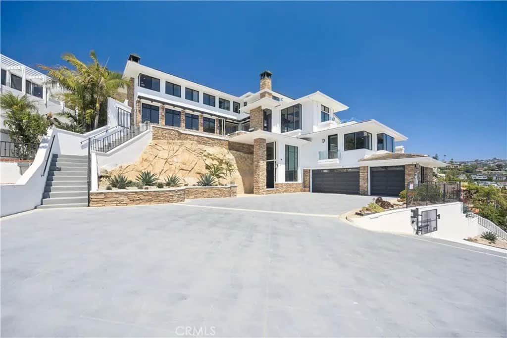 1076 Skyline Drive, Laguna Beach, CA — listing photo 1