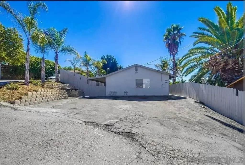 9095 97 Fitzgerald Way, Spring Valley, CA — listing photo 1