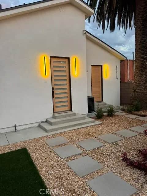 5923 1/4 Haas Ave, Los Angeles, CA — listing photo 1