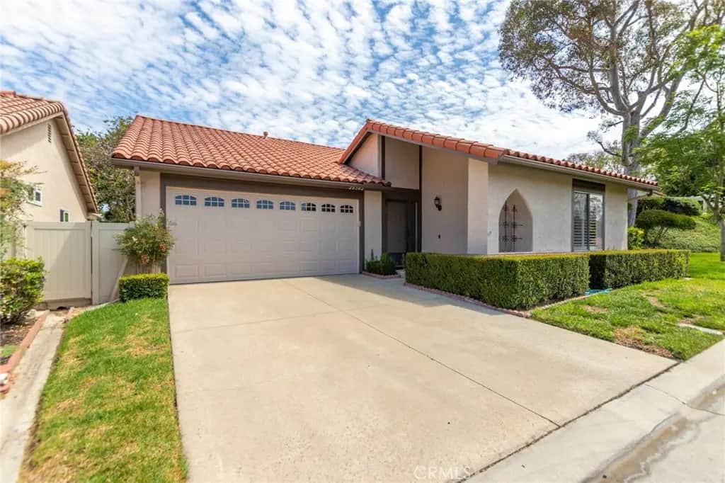 28302 Borgona, Mission Viejo, CA — listing photo 1