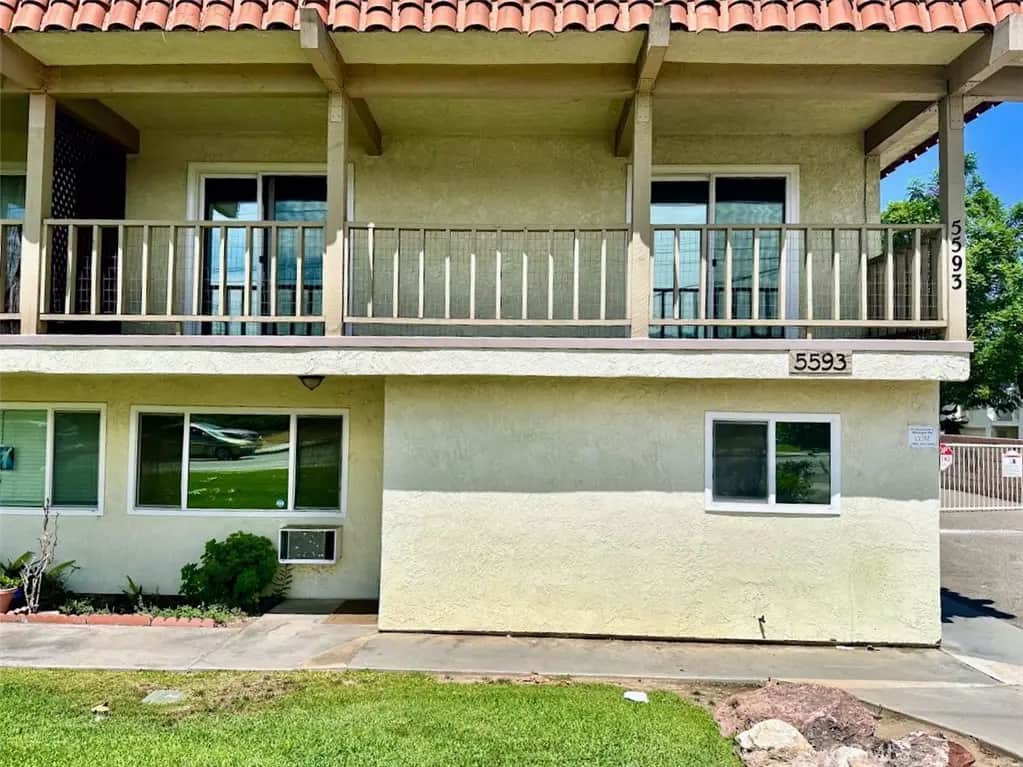 5593 Pioneer Boulevard 1, Whittier, CA — listing photo 1