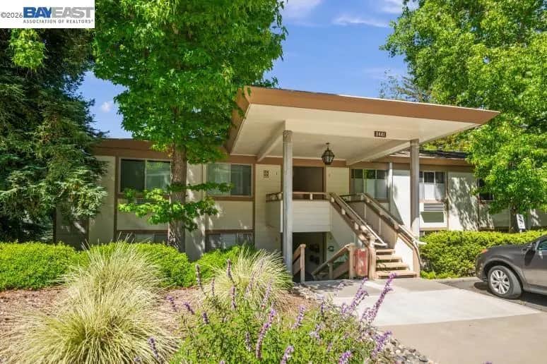 3441 Tice Creek Dr. 4, Walnut Creek, CA — listing photo 1