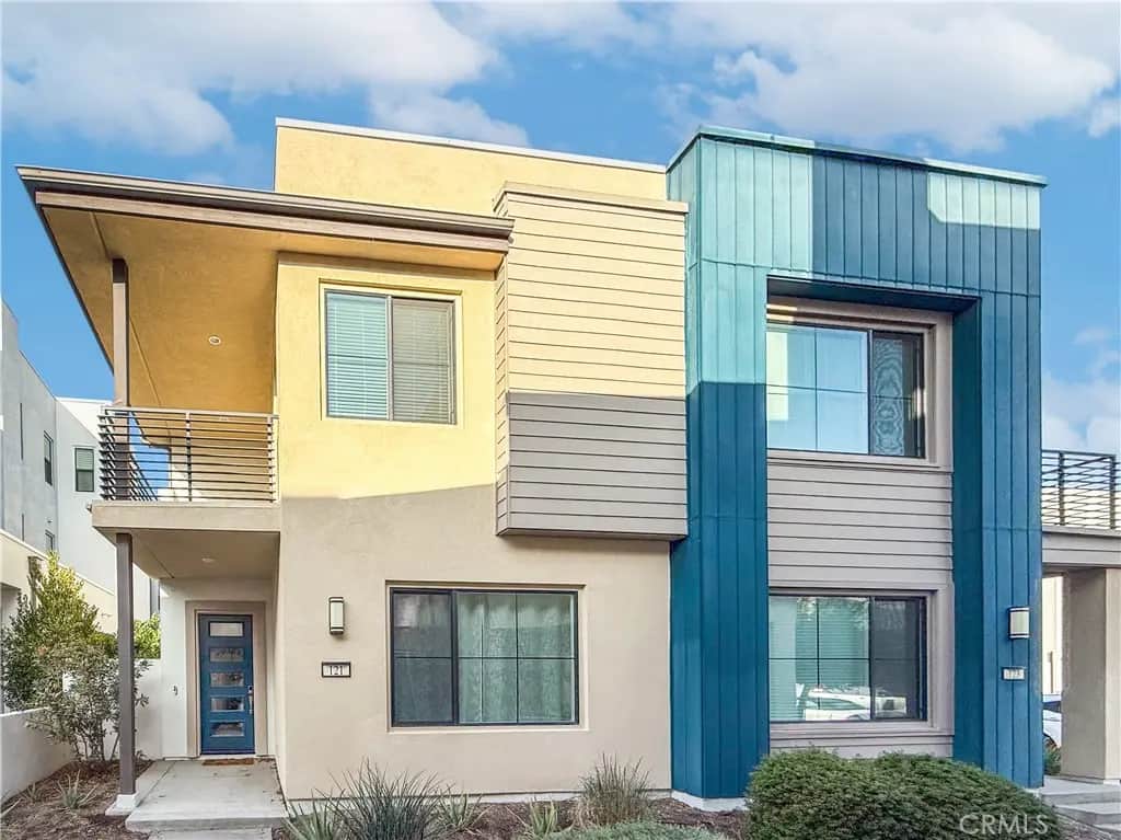 121 Novel, Irvine, CA — listing photo 1
