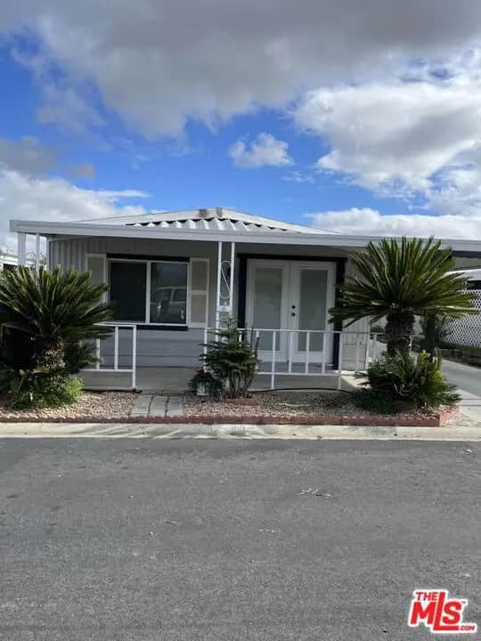 601 N Kirby Street 294, Hemet, CA — listing photo 1