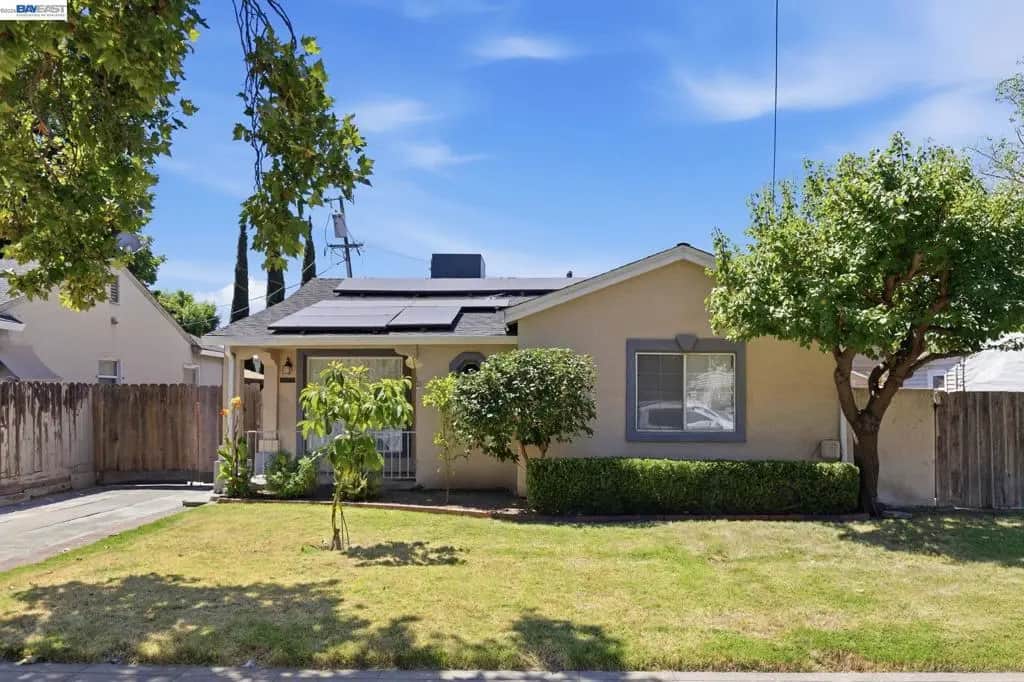 1330 W Park St, Stockton, CA — listing photo 1