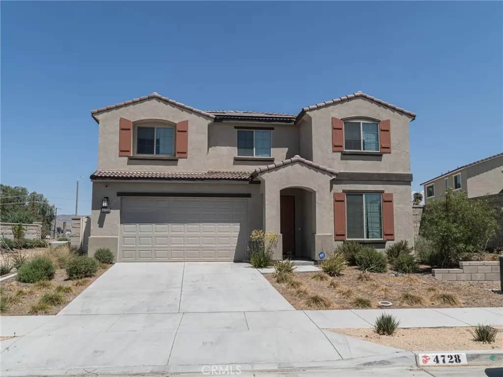 4728 Goldfinch, Hemet, CA — listing photo 1