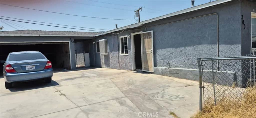300 Mary Anne, Barstow, CA — listing photo 1