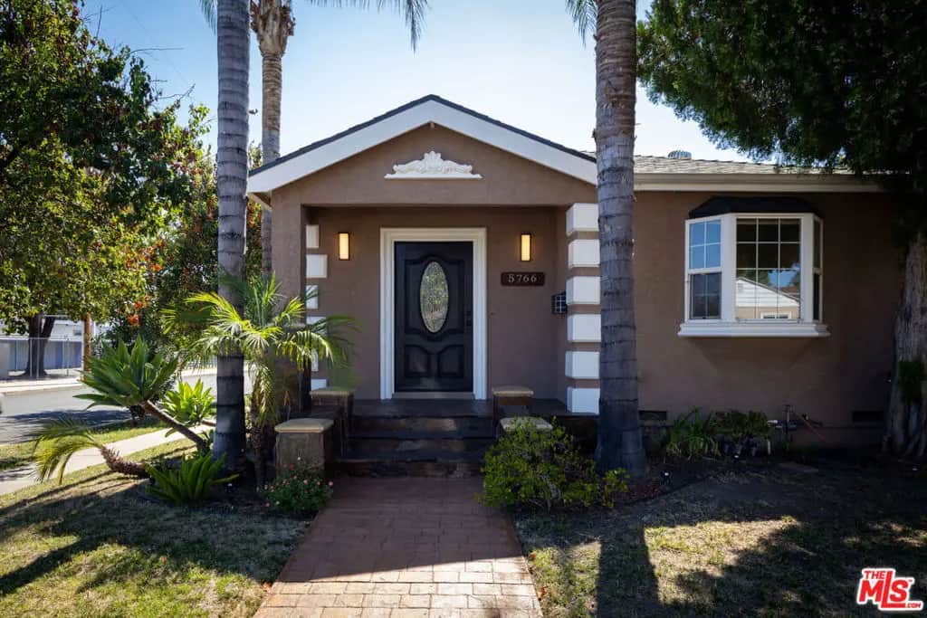 5766 Newcastle Avenue, Los Angeles, CA — listing photo 1