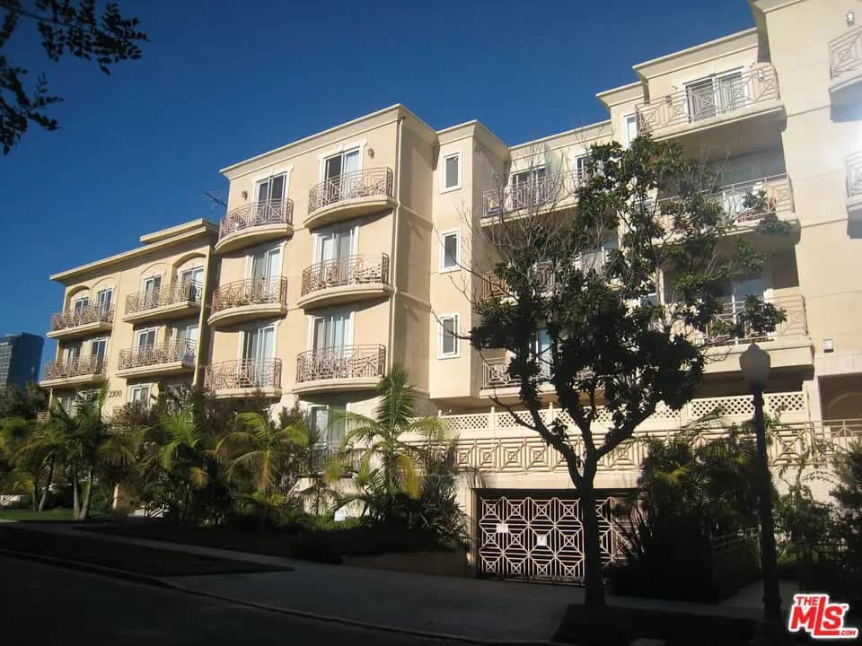 2306 FOX HILLS Drive 103, Los Angeles, CA — listing photo 1