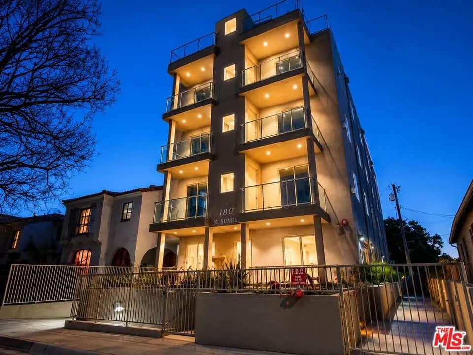 819 S HOLT Avenue PH, Los Angeles, CA — listing photo 1