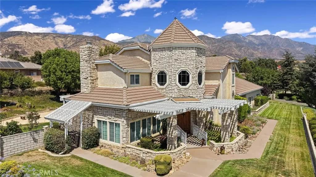 10389 Walnut Grove Court, Yucaipa, CA — listing photo 1