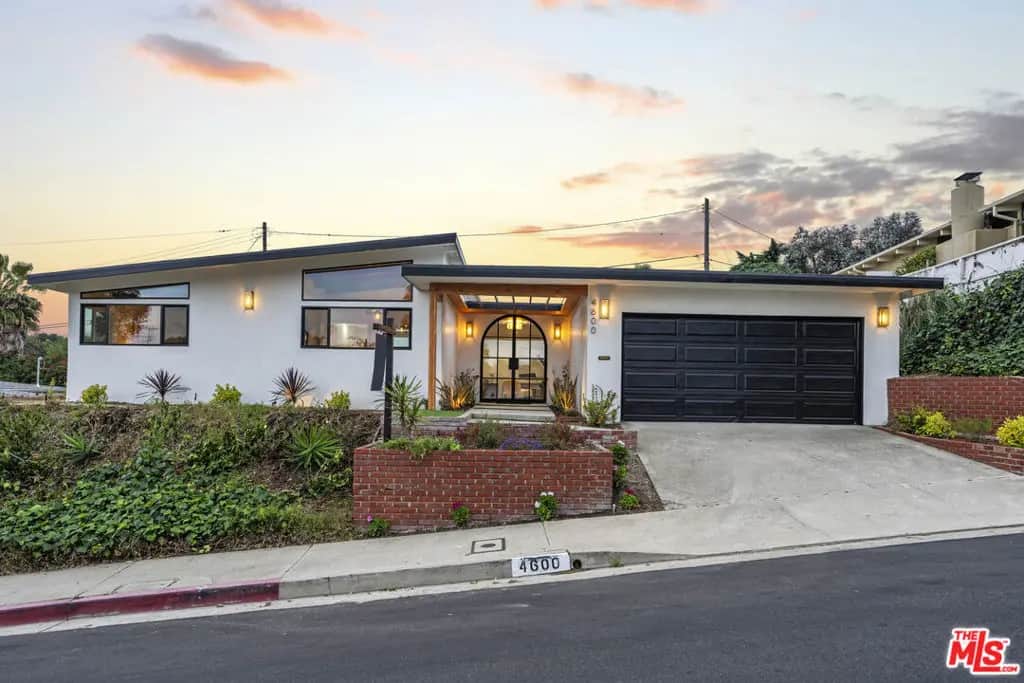 4600 Don Quixote Drive, Los Angeles, CA — listing photo 1