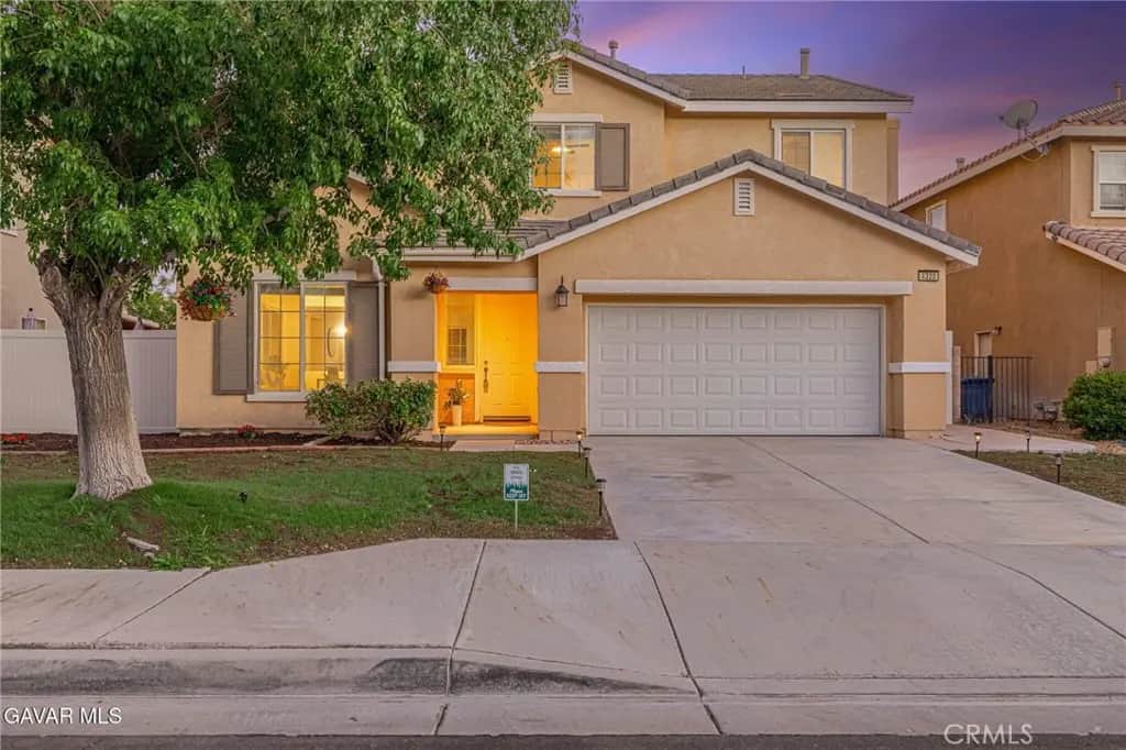 4320 Jonathon, Lancaster, CA — listing photo 1