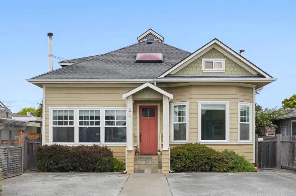 575 Myrtle Street, Half Moon Bay, CA — listing photo 1
