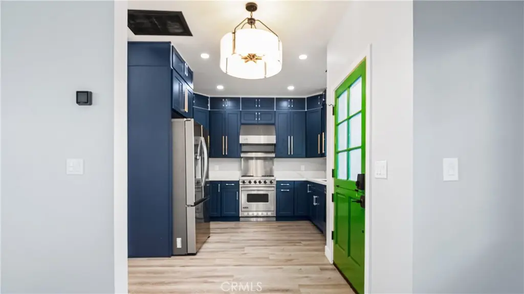 727 B E Myrtle Avenue, Glendora, CA — listing photo 1