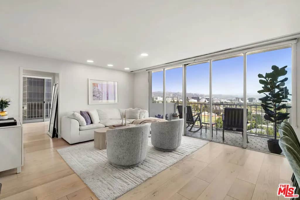 2160 Century Parkway 702, Los Angeles, CA — listing photo 1