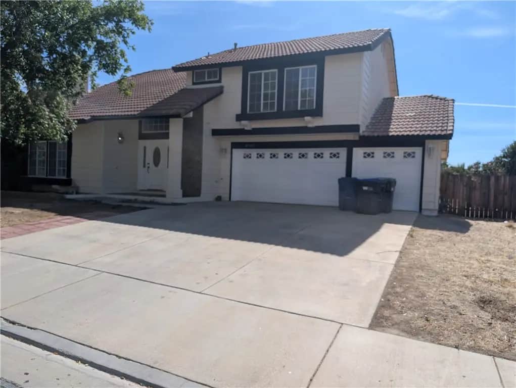 37427 Greenwich Court, Palmdale, CA — listing photo 1