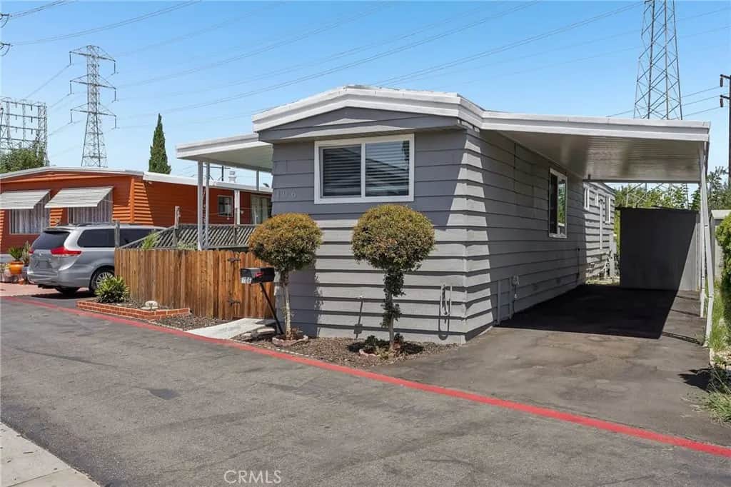 17705 S Western Avenue 106, Gardena, CA — listing photo 1