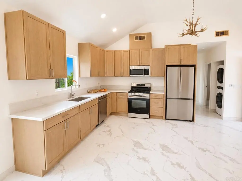 8327 Winter Gardens, Lakeside, CA — listing photo 1