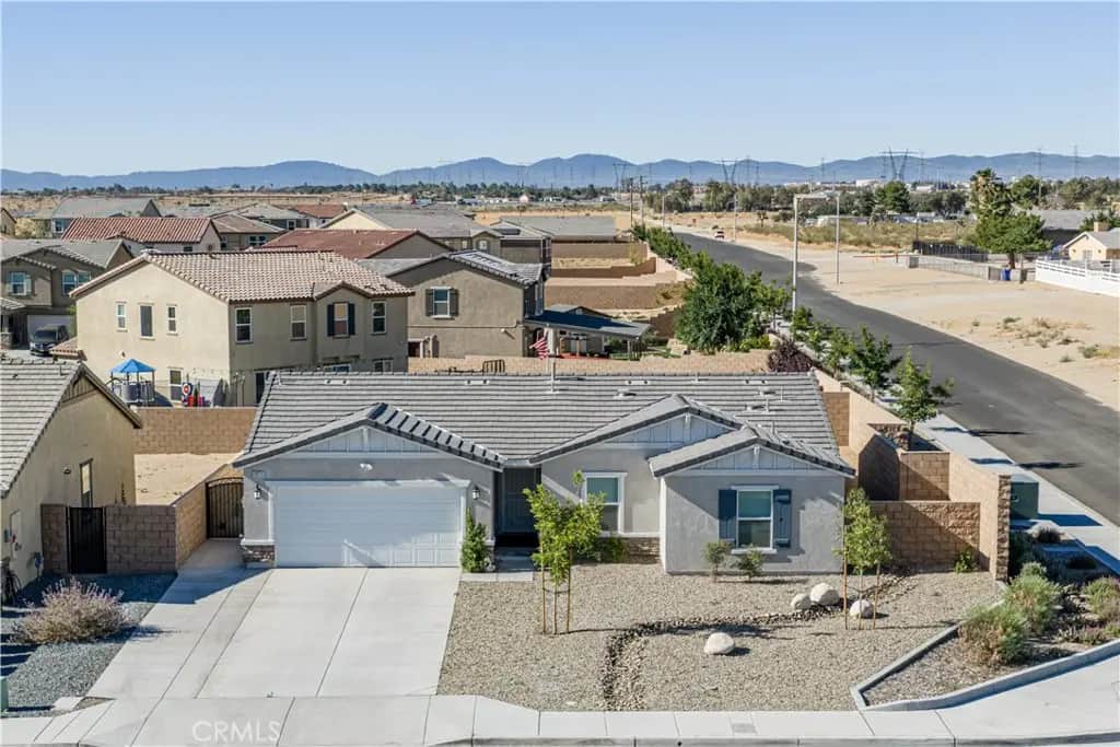 13711 Asprey Road, Victorville, CA — listing photo 1