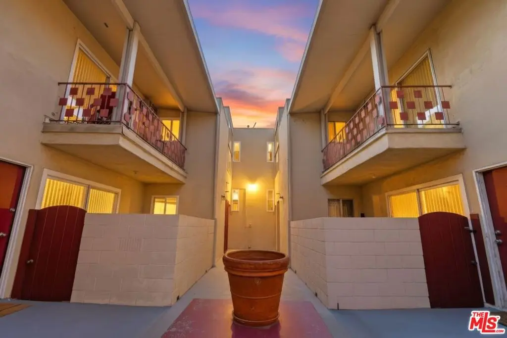 515 N Alfred Street 204, West Hollywood, CA — listing photo 1