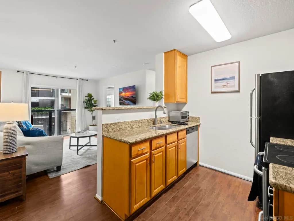 1970 Columbia St 312, San Diego, CA — listing photo 1