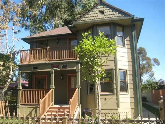 1974 Estrella Avenue, Los Angeles, CA — listing photo 1