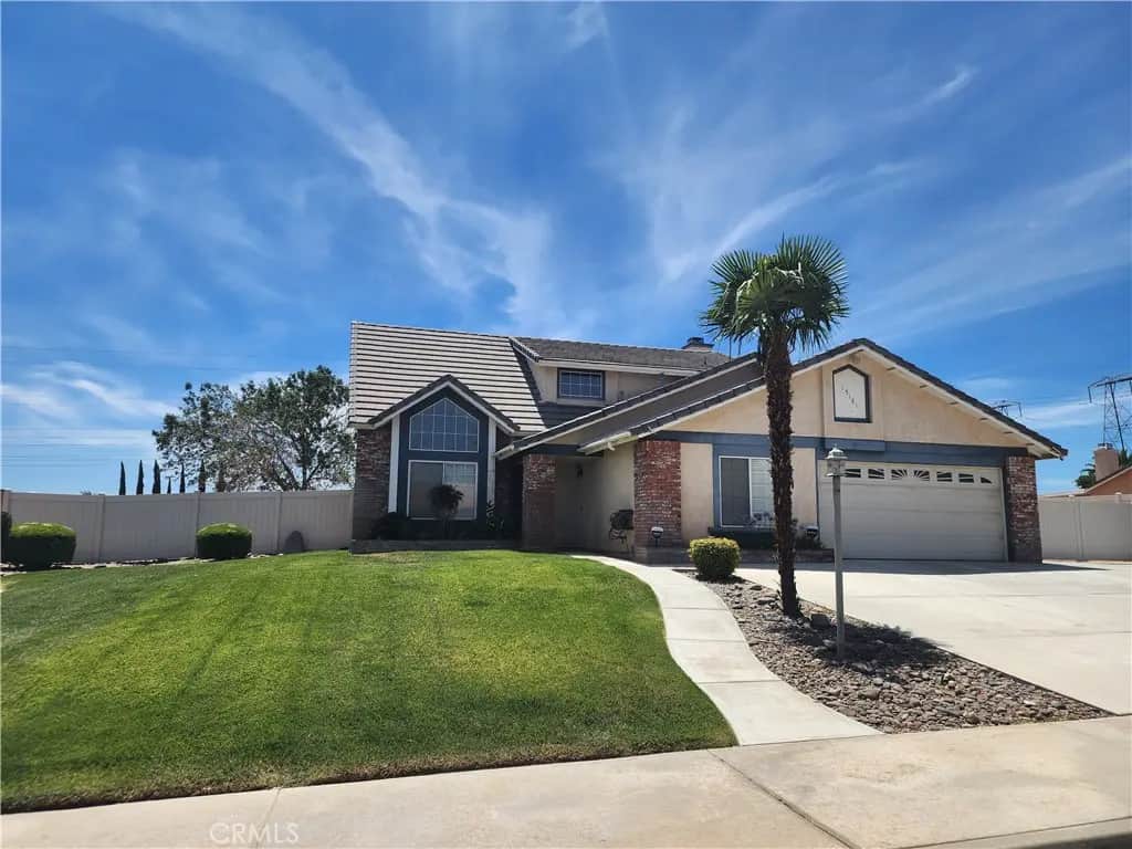 15181 Kimball, Hesperia, CA — listing photo 1