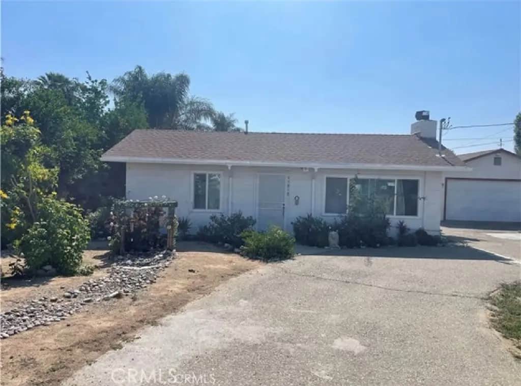 11818 Yorba Av, Chino, CA — listing photo 1