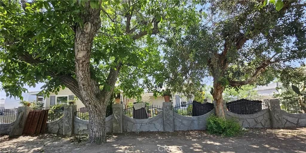 12798 6th Street, Yucaipa, CA — listing photo 1