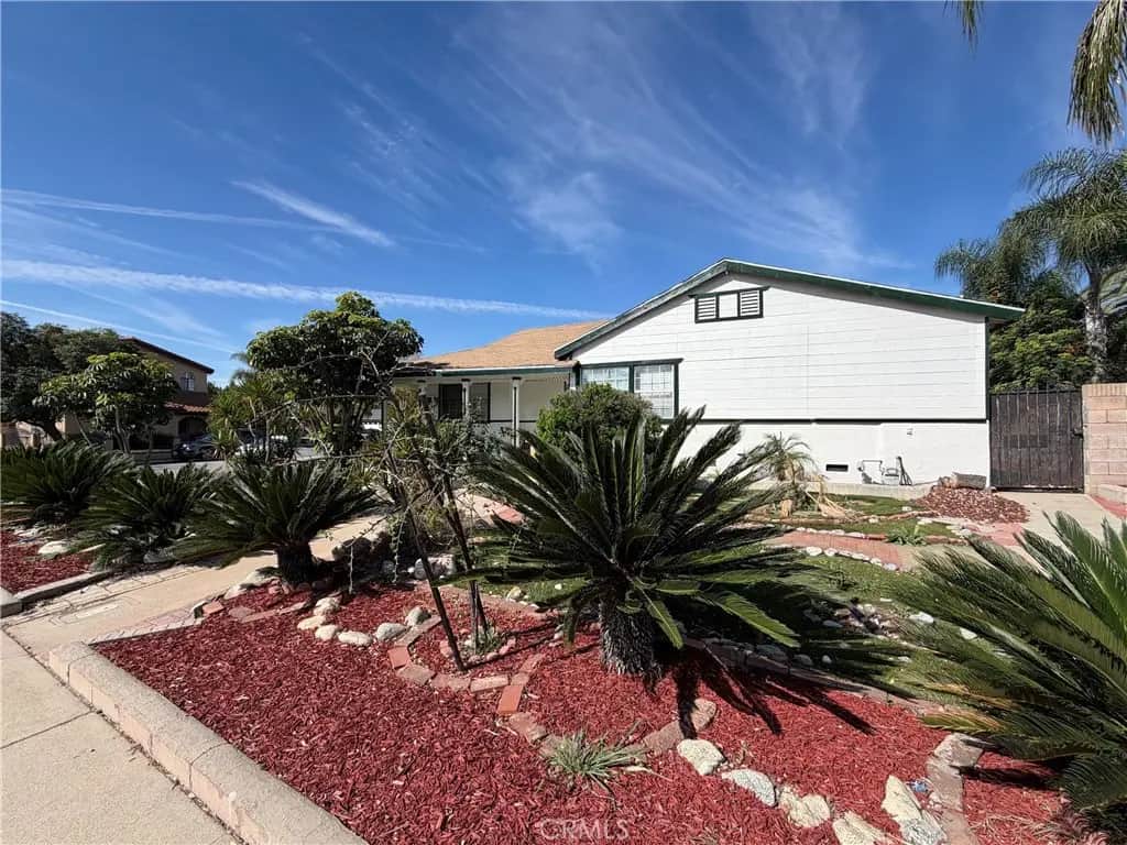 479 Carleton Avenue, Claremont, CA — listing photo 1