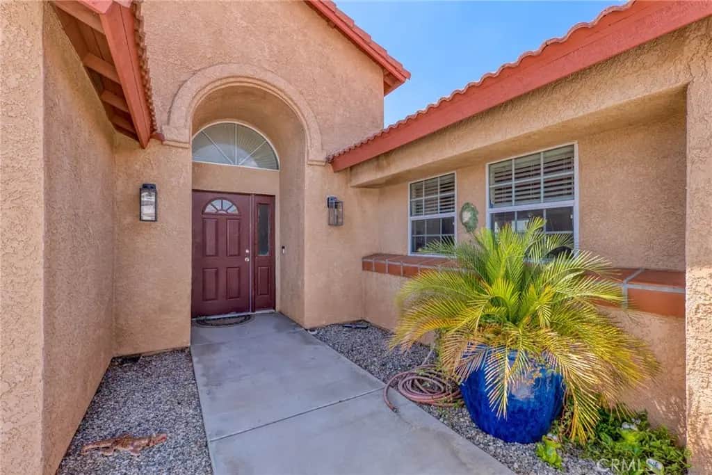 8508 Juarez Court, Yucca Valley, CA — listing photo 1