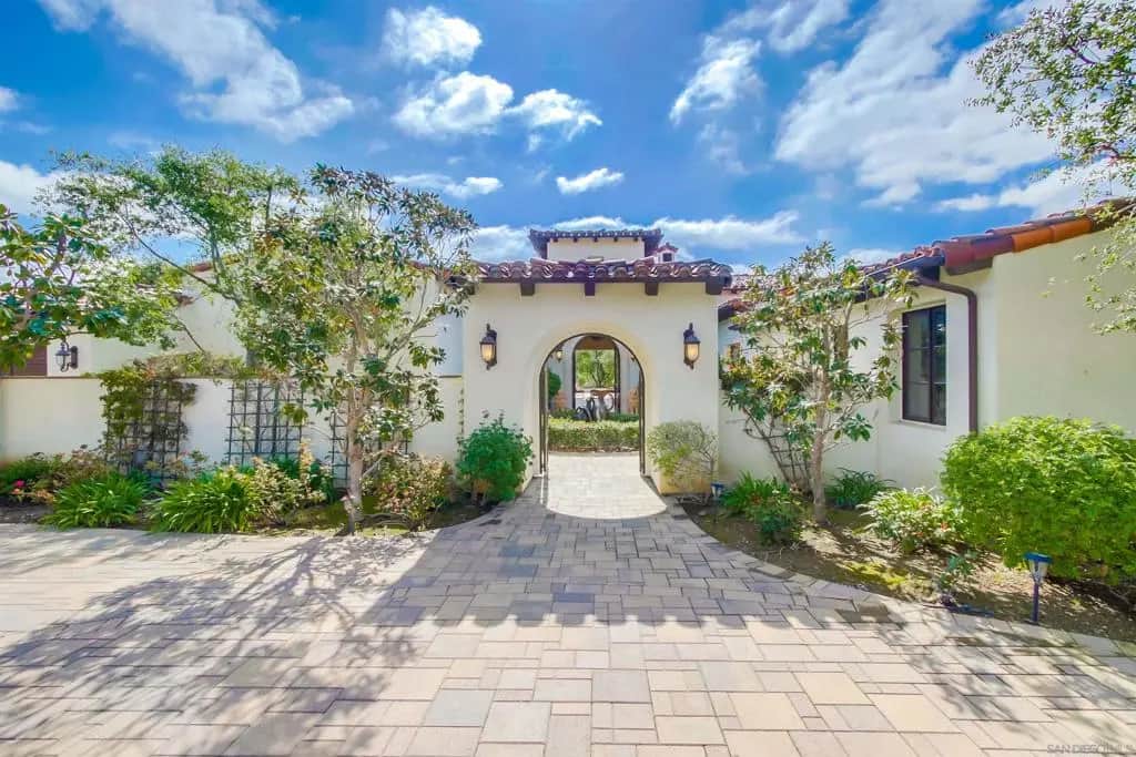 8159 Doug Hill, San Diego, CA — listing photo 1