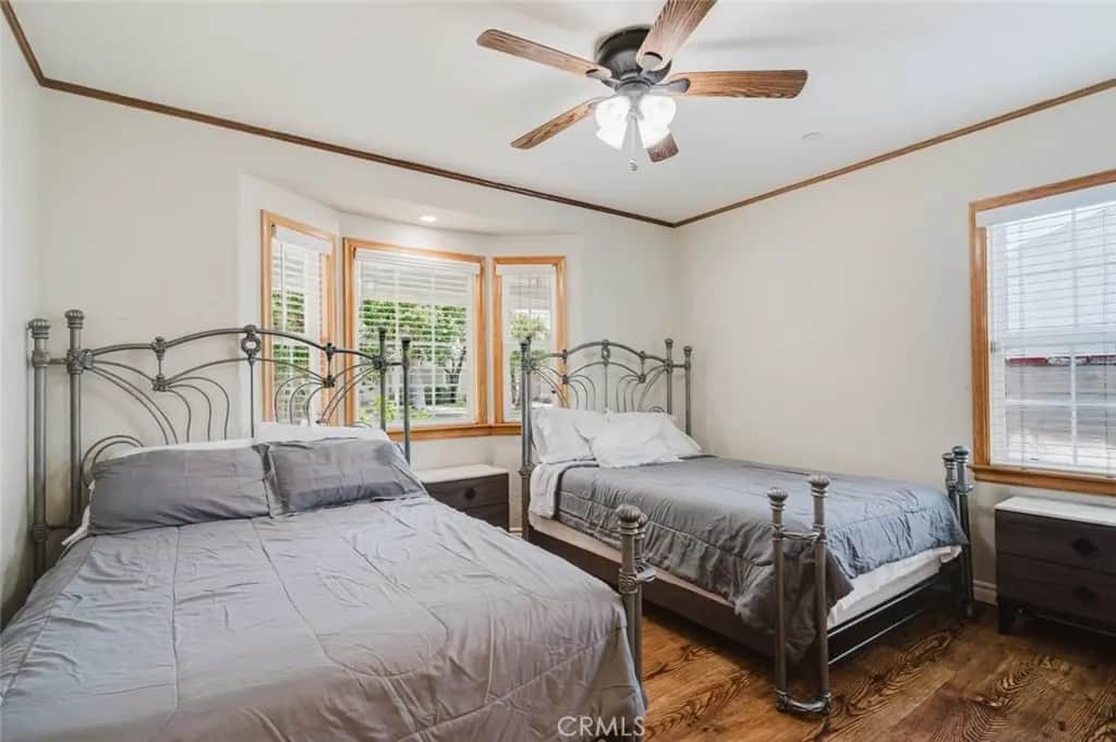 1527 N Valley Street, Burbank, CA — listing photo 1