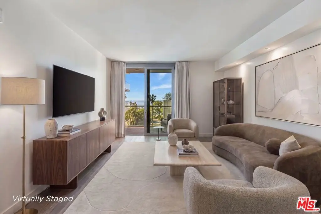 1755 Ocean Avenue 707, Santa Monica, CA — listing photo 1