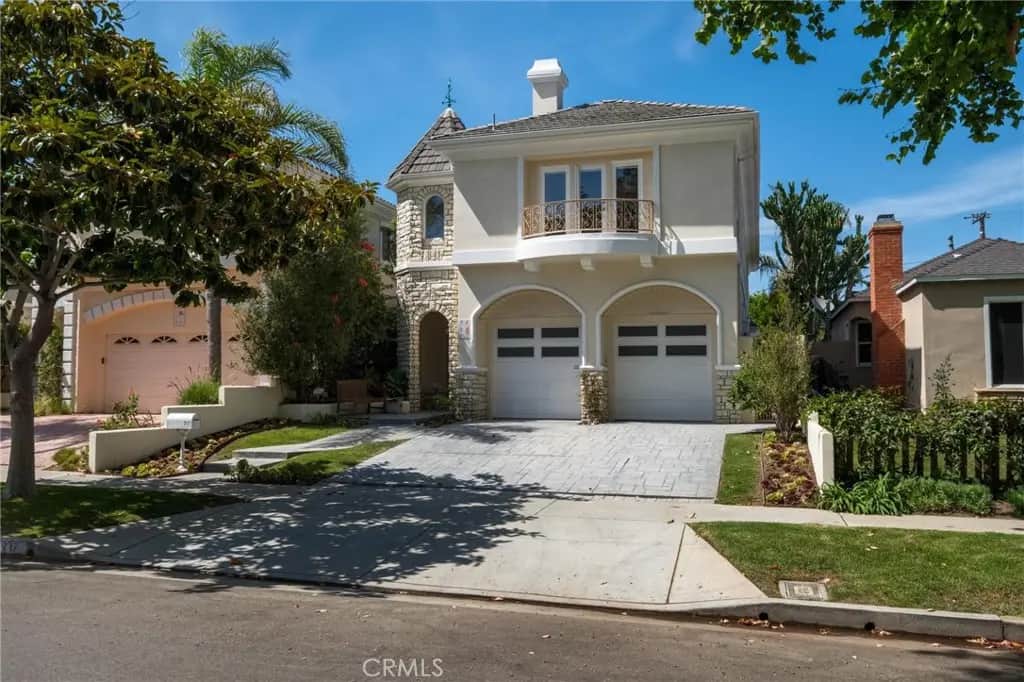 717 Avenue A, Redondo Beach, CA — listing photo 1