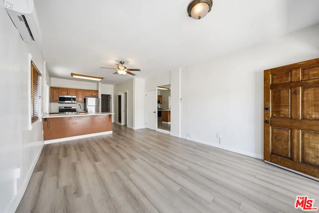 5754 Melrose Avenue, Los Angeles, CA — listing photo 1