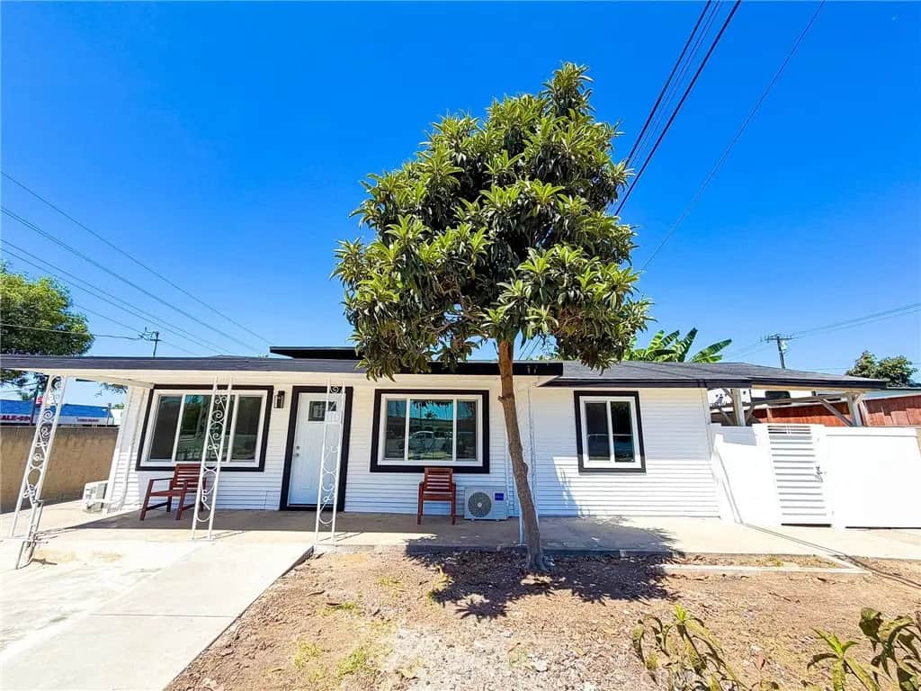 110 N Western, Santa Ana, CA — listing photo 1