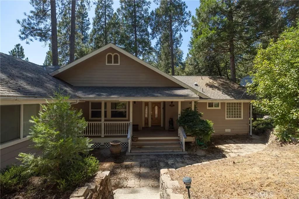 39964 N Cedar Vista, Bass Lake, CA — listing photo 1