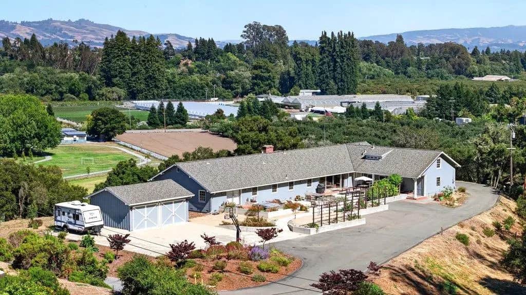 75 Skylark Lane, Watsonville, CA — listing photo 1