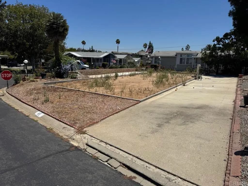 525 W El Norte Parkway, Escondido, CA — listing photo 1